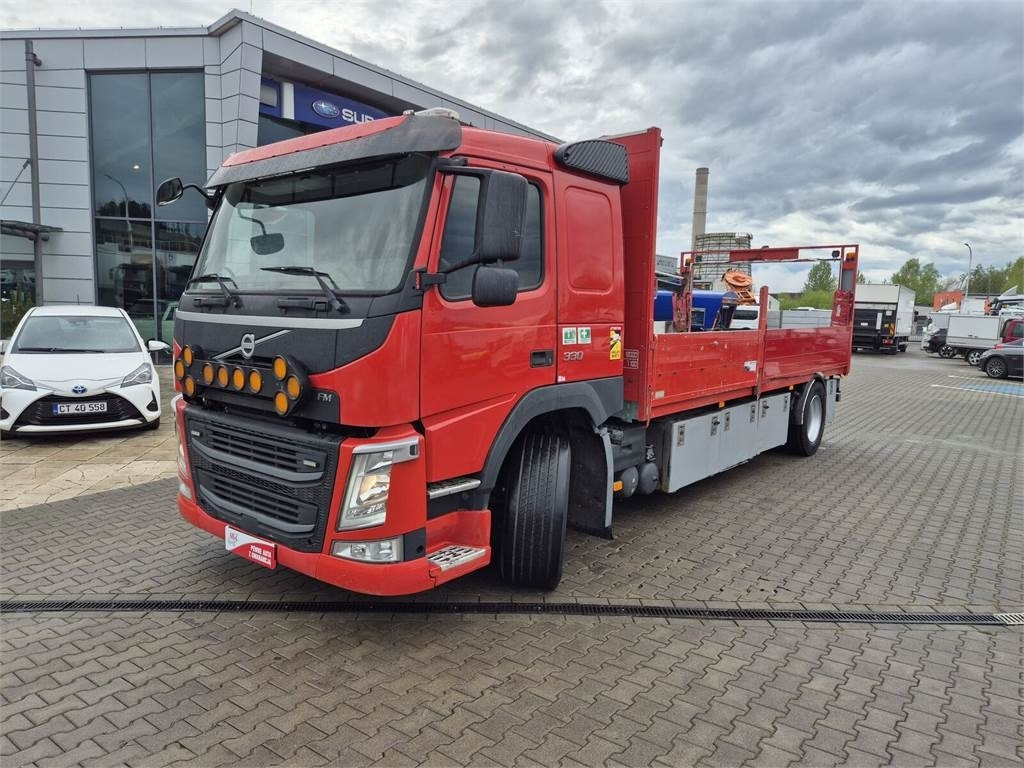 Volvo FM 330 / WEBASTO / HDS HIAB / 1 OWNER - Грузовик бортовой/ Платформа: фото 2 Volvo FM 330 / WEBASTO / HDS HIAB / 1 OWNER - Грузовик бортовой/ Платформа: фото 2