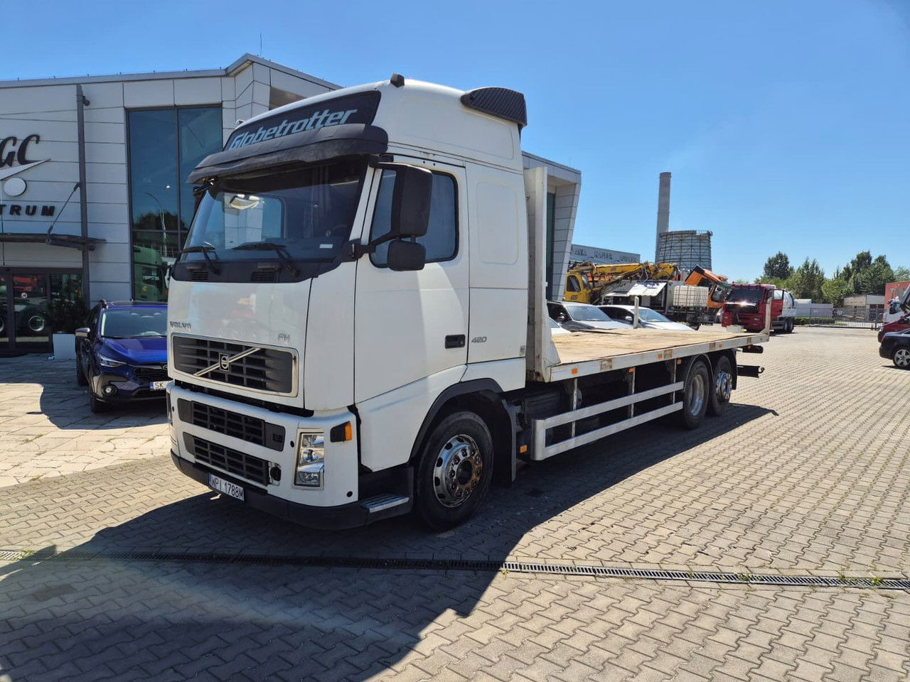 Volvo FM 420 1 Owner / Cheap/ After service - Грузовик бортовой/ Платформа: фото 1 Volvo FM 420 1 Owner / Cheap/ After service - Грузовик бортовой/ Платформа: фото 1
