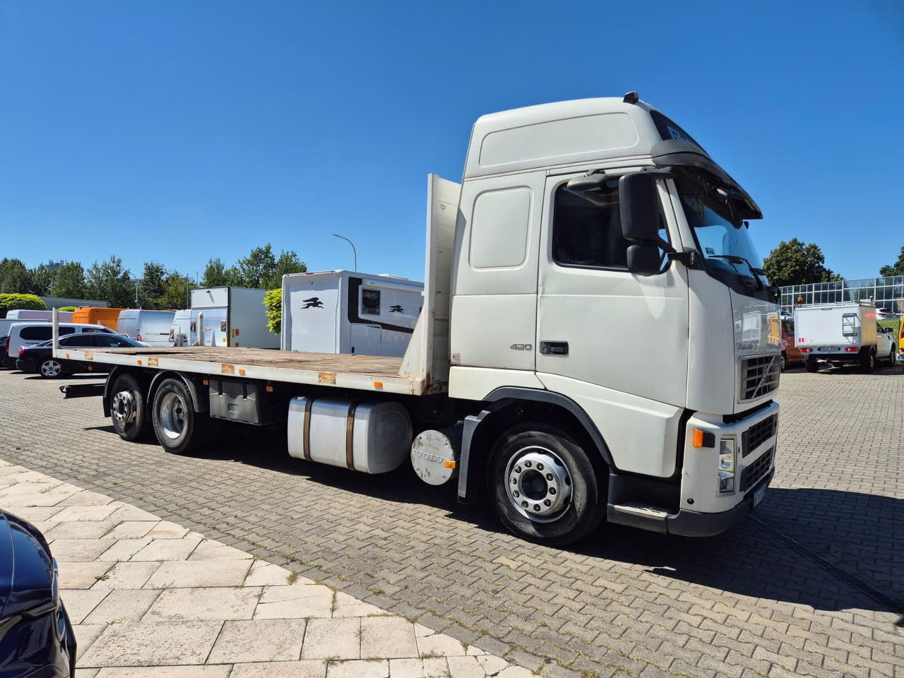 Volvo FM 420 1 Owner / Cheap/ After service - Грузовик бортовой/ Платформа: фото 5 Volvo FM 420 1 Owner / Cheap/ After service - Грузовик бортовой/ Платформа: фото 5