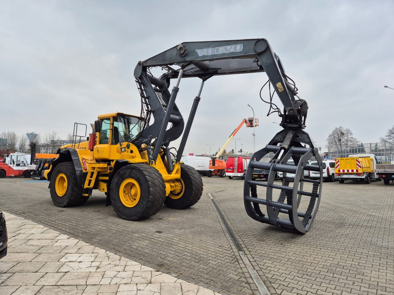 Volvo L180 E 4X4 / Loader / 1 Owner / Serviced в лизинг Volvo L180 E 4X4 / Loader / 1 Owner / Serviced: фото 6