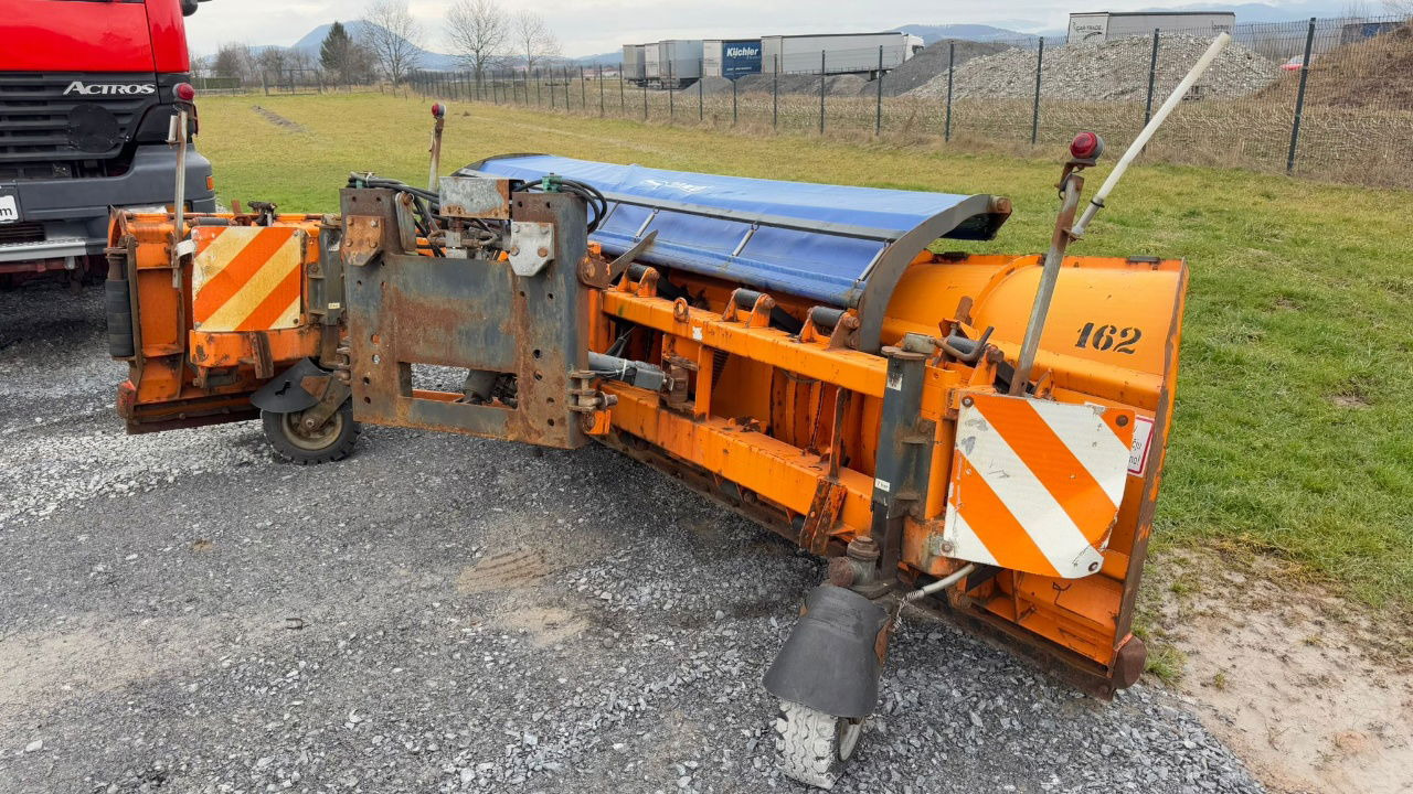 Diversen Front Snow Plow - 4.1M - Отвал для снега: фото 4 Diversen Front Snow Plow - 4.1M - Отвал для снега: фото 4