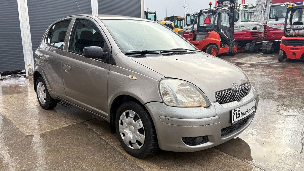 Toyota Yaris 1.3 - Petrol - 5 Doors - AC - Другая техника: фото 2 Toyota Yaris 1.3 - Petrol - 5 Doors - AC - Другая техника: фото 2