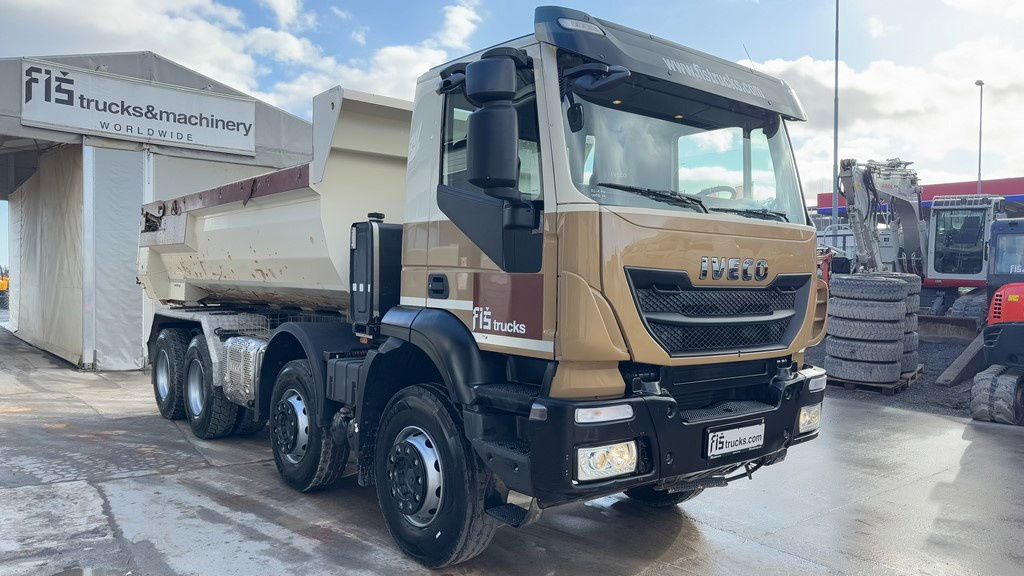 Iveco Trakker AD340T41 8x4 mulda tipper - hydraulic back - Самосвал: фото 3 Iveco Trakker AD340T41 8x4 mulda tipper - hydraulic back - Самосвал: фото 3