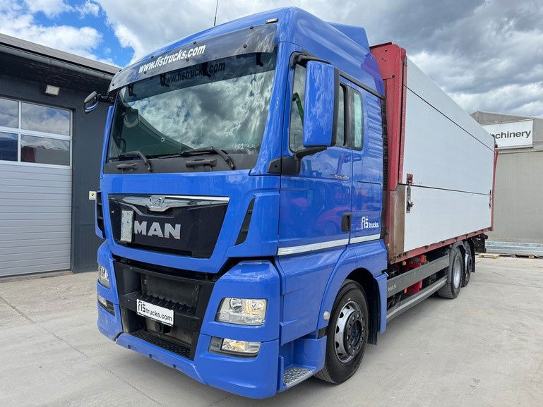 MAN TGX 26.440 6x2 box truck - retarder - lifting axle - Грузовик с закрытым кузовом: фото 1 MAN TGX 26.440 6x2 box truck - retarder - lifting axle - Грузовик с закрытым кузовом: фото 1