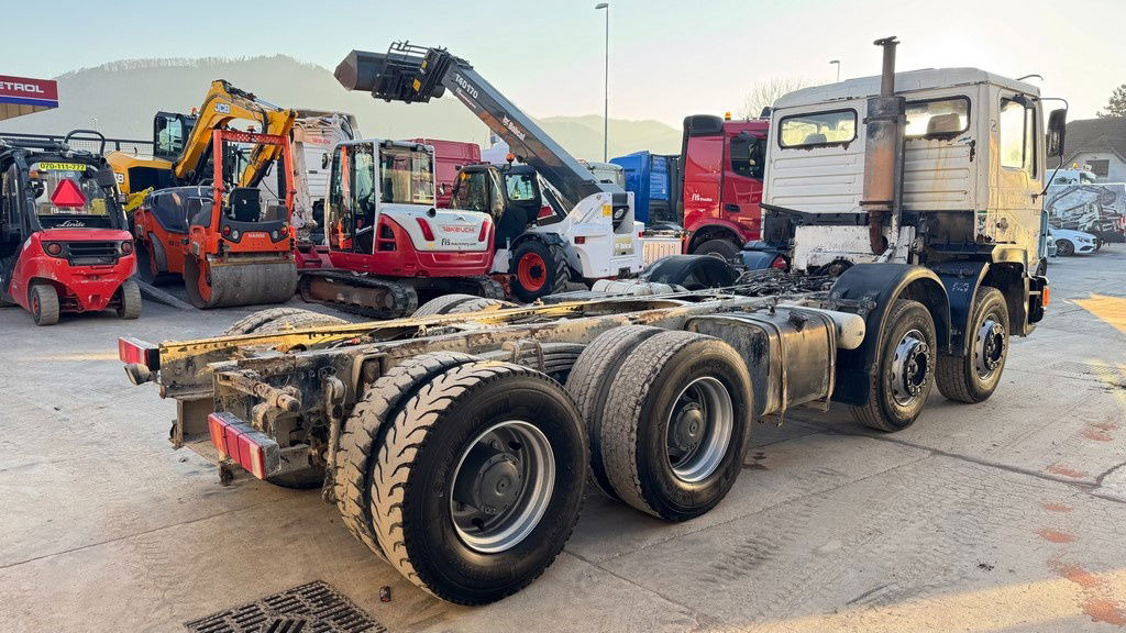 MAN - spring - Грузовик-шасси: фото 5 MAN - spring - Грузовик-шасси: фото 5