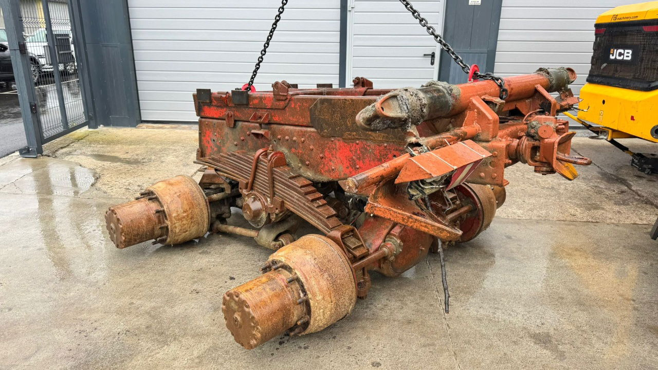 Mercedes-Benz 13TON Double Axles 6X4 - Ось и запчасти для Грузовиков: фото 4 Mercedes-Benz 13TON Double Axles 6X4 - Ось и запчасти для Грузовиков: фото 4