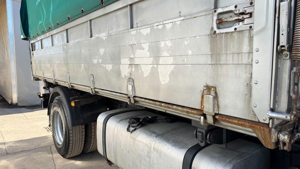 Mercedes-Benz Actros 1841 L 4x2 tipper - tarpaulin - euro 5 - Самосвал: фото 4 Mercedes-Benz Actros 1841 L 4x2 tipper - tarpaulin - euro 5 - Самосвал: фото 4