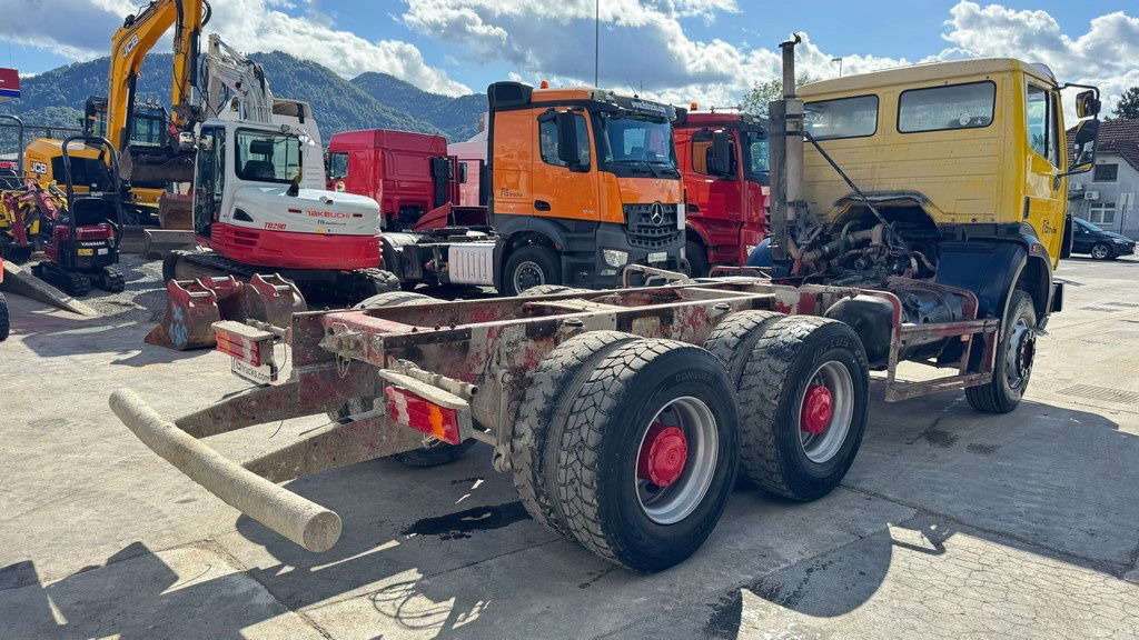 Mercedes-Benz SK 2627 6x4 chassis - V6 - full spring - Грузовик-шасси: фото 4 Mercedes-Benz SK 2627 6x4 chassis - V6 - full spring - Грузовик-шасси: фото 4