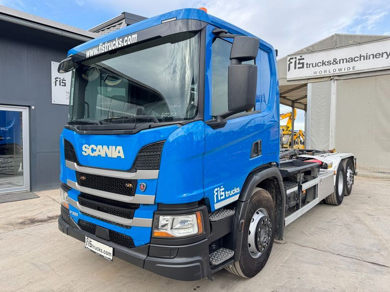 Scania P 360 6x2 palfinger abroll tipper - steering axle - Грузовик-контейнеровоз/ Сменный кузов: фото 1 Scania P 360 6x2 palfinger abroll tipper - steering axle - Грузовик-контейнеровоз/ Сменный кузов: фото 1