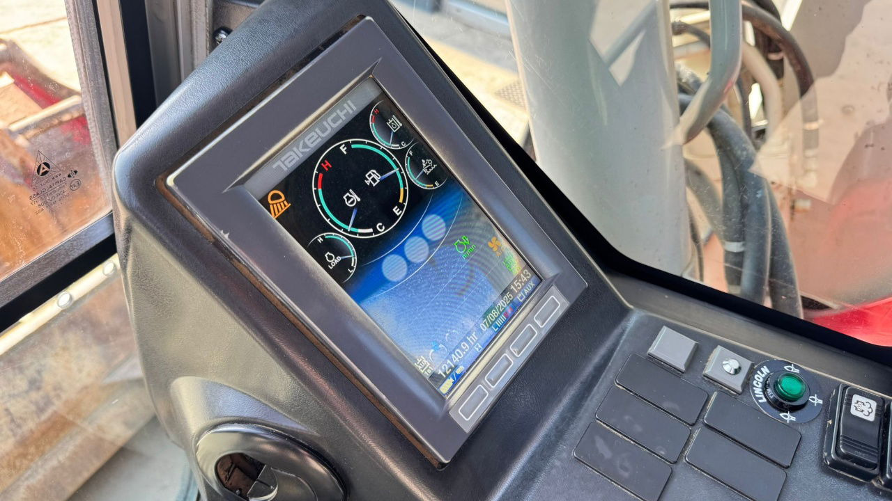 Гусеничный экскаватор Takeuchi TB2150R - 2017 Year - Powertilt - 3X Buckets: фото 9
