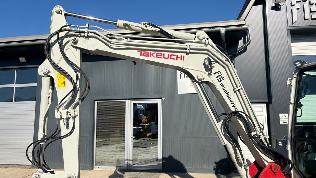 Takeuchi TB250-2 - 2021 Year - 1825 Hours - Powertilt -3X Buckets - Мини-экскаватор: фото 4 Takeuchi TB250-2 - 2021 Year - 1825 Hours - Powertilt -3X Buckets - Мини-экскаватор: фото 4