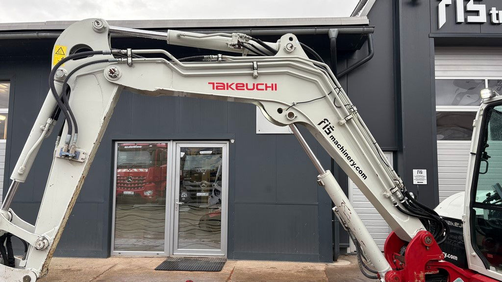 Takeuchi TB370 - Powertilt - 3X Buckets - 2021 Year - 3025 Working Hours - Мини-экскаватор: фото 3 Takeuchi TB370 - Powertilt - 3X Buckets - 2021 Year - 3025 Working Hours - Мини-экскаватор: фото 3