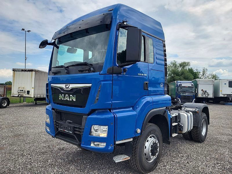 MAN TGS 18.500 4X4 tractor unit - cardan - Тягач: фото 1 MAN TGS 18.500 4X4 tractor unit - cardan - Тягач: фото 1