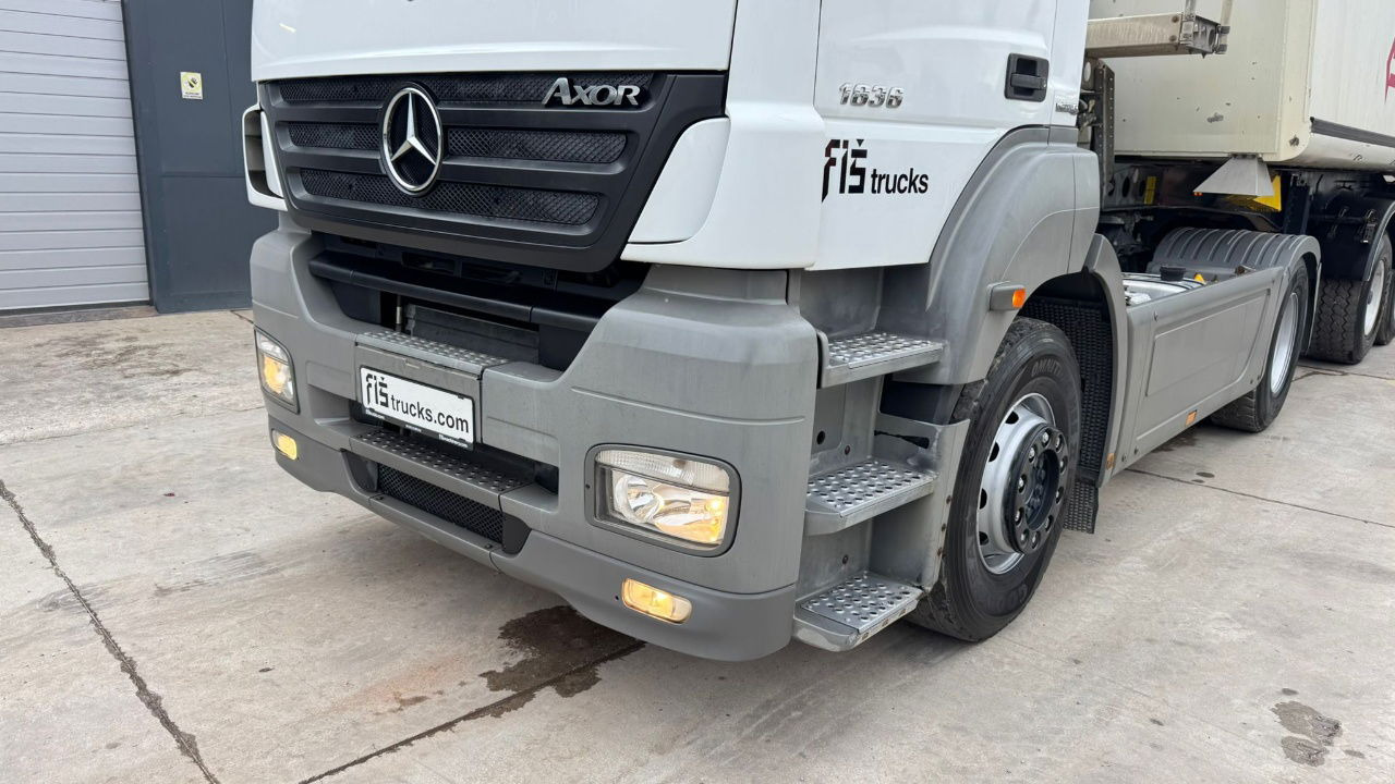 Mercedes-Benz Axor 1836 4x2 tipper hydraulics - Тягач: фото 2 Mercedes-Benz Axor 1836 4x2 tipper hydraulics - Тягач: фото 2