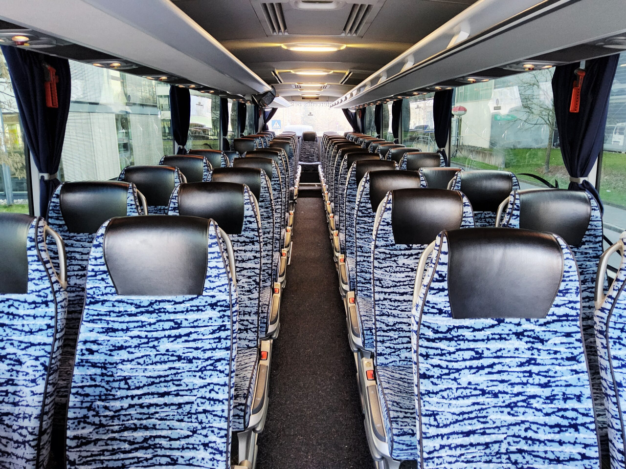 Mercedes Benz Tourismo 15 RHD 56 Sitze / kein WC / großer Kofferraum - Туристический автобус: фото 5 Mercedes Benz Tourismo 15 RHD 56 Sitze / kein WC / großer Kofferraum - Туристический автобус: фото 5