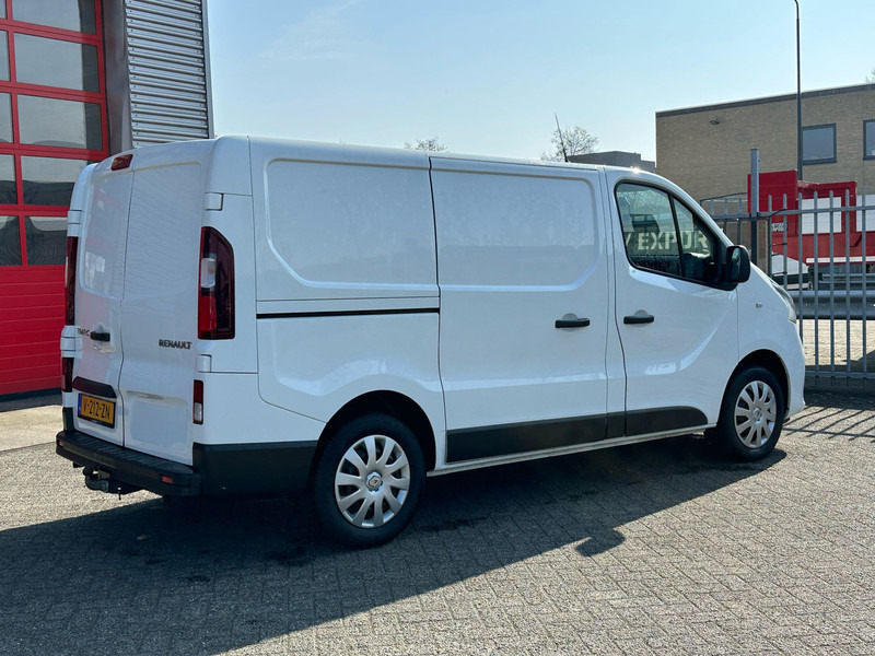 Renault Trafic 1.6 dCi T27 - Легковой фургон: фото 3 Renault Trafic 1.6 dCi T27 - Легковой фургон: фото 3