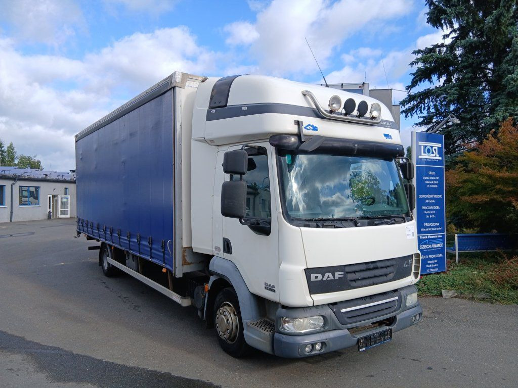 DAF LF45.220 EURO 4 - Тентованный грузовик: фото 2 DAF LF45.220 EURO 4 - Тентованный грузовик: фото 2