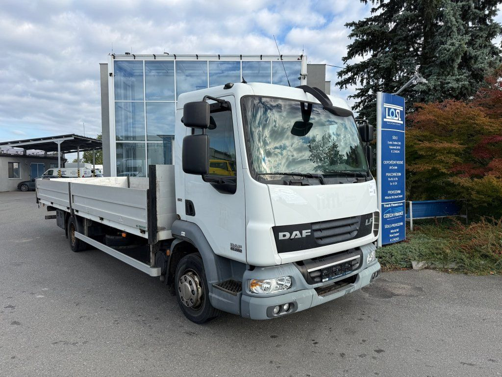 DAF LF45.220 EURO 5 - Грузовик бортовой/ Платформа: фото 2 DAF LF45.220 EURO 5 - Грузовик бортовой/ Платформа: фото 2