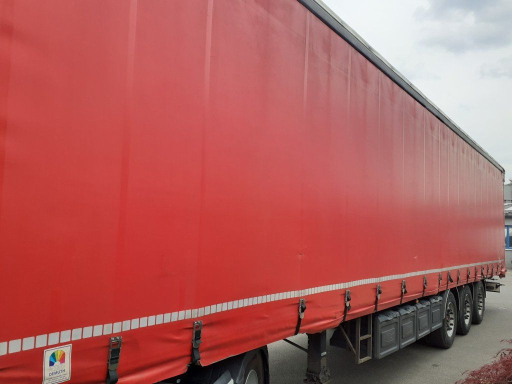 Fliegl SDS 390 Maxirunner (Varios) standard+mega - Тентованный полуприцеп: фото 2 Fliegl SDS 390 Maxirunner (Varios) standard+mega - Тентованный полуприцеп: фото 2