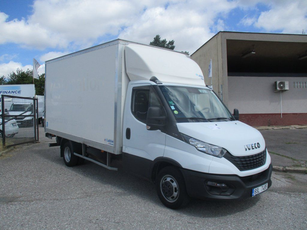 Iveco 35C16 Daily 3,0l - Фургон с закрытым кузовом: фото 3 Iveco 35C16 Daily 3,0l - Фургон с закрытым кузовом: фото 3