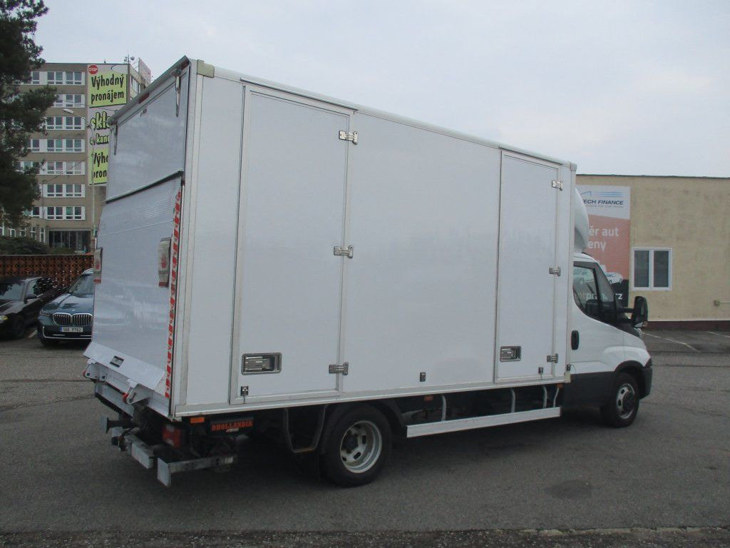 Iveco Daily 35C16 - Фургон с закрытым кузовом: фото 4 Iveco Daily 35C16 - Фургон с закрытым кузовом: фото 4