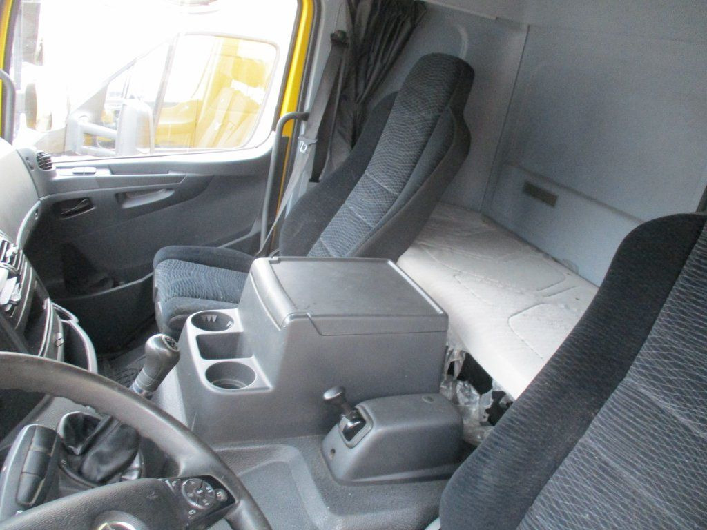 Mercedes-Benz Atego 210, Liege - Фургон с закрытым кузовом: фото 4 Mercedes-Benz Atego 210, Liege - Фургон с закрытым кузовом: фото 4