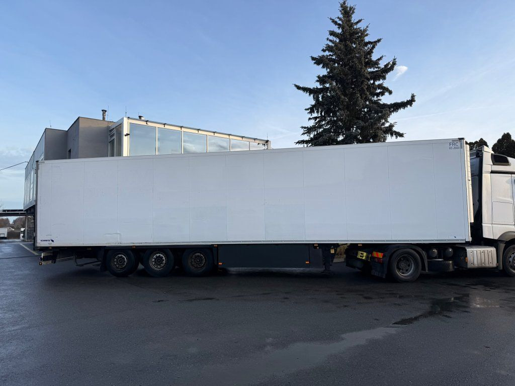 Schmitz Cargobull Carrier Vector 1950 Bi-temp - Полуприцеп-фургон: фото 2 Schmitz Cargobull Carrier Vector 1950 Bi-temp - Полуприцеп-фургон: фото 2