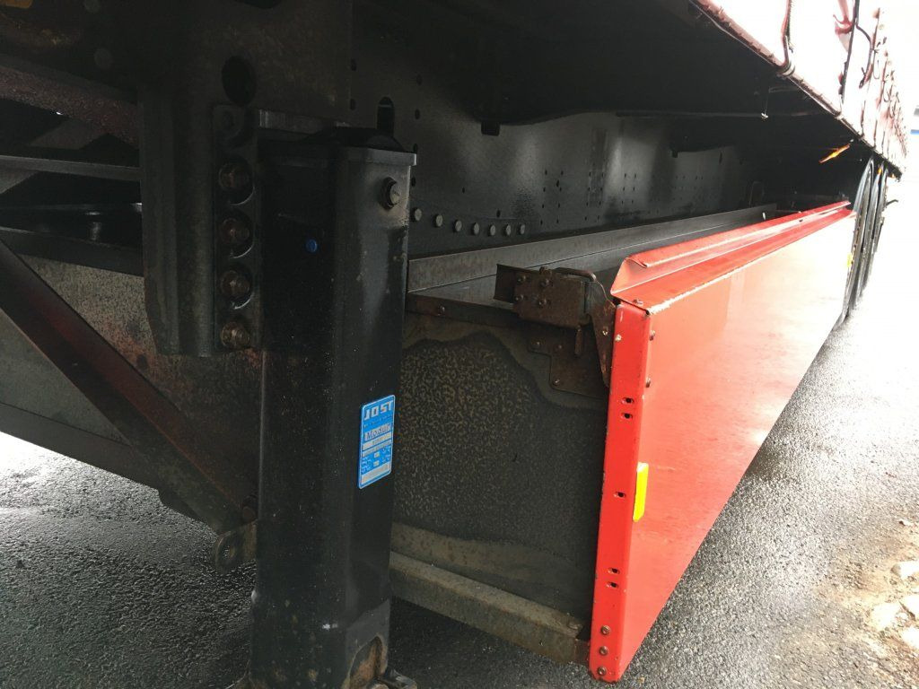 Тентованный полуприцеп Schmitz Cargobull SCB*S3T standard/lifting roof/Hubdach 2,70-2,85m: фото 6