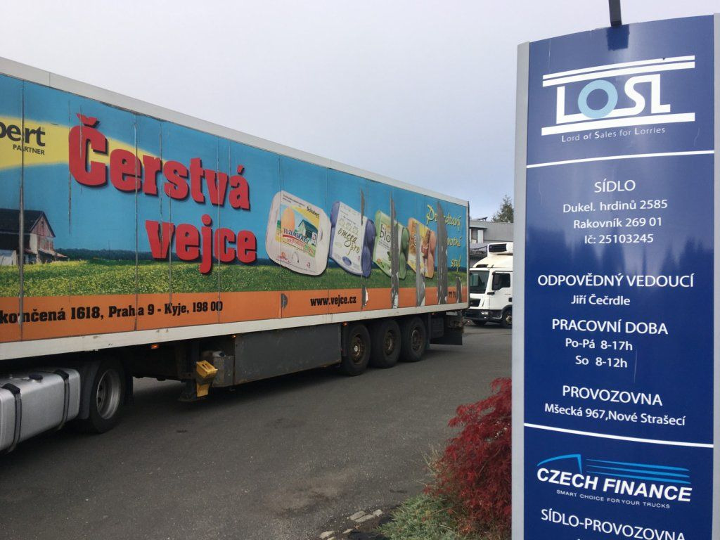 Schmitz Cargobull SKO24 Carrier - Полуприцеп-фургон: фото 5 Schmitz Cargobull SKO24 Carrier - Полуприцеп-фургон: фото 5