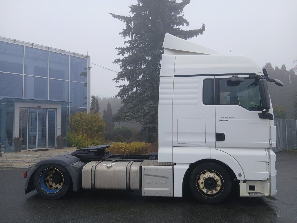 MAN TGX18.440 XLX - Тягач: фото 4 MAN TGX18.440 XLX - Тягач: фото 4
