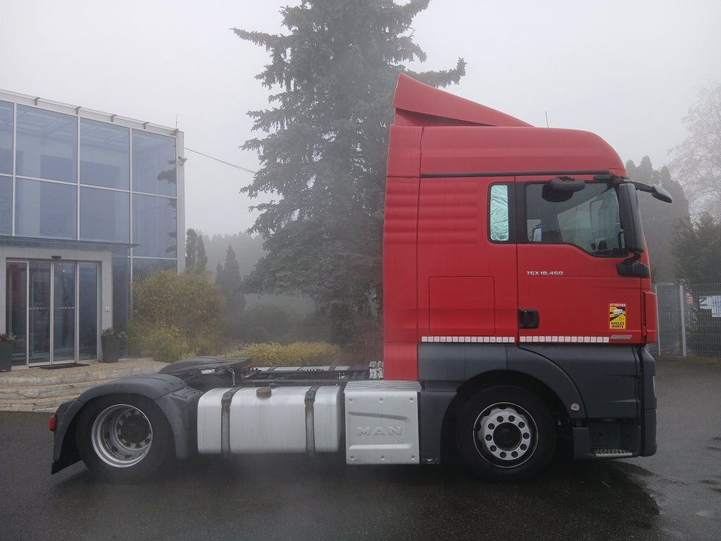 MAN TGX18.460 EURO 6 MEGA/lowdeck NEW TACHO RETARDER - Тягач: фото 4 MAN TGX18.460 EURO 6 MEGA/lowdeck NEW TACHO RETARDER - Тягач: фото 4