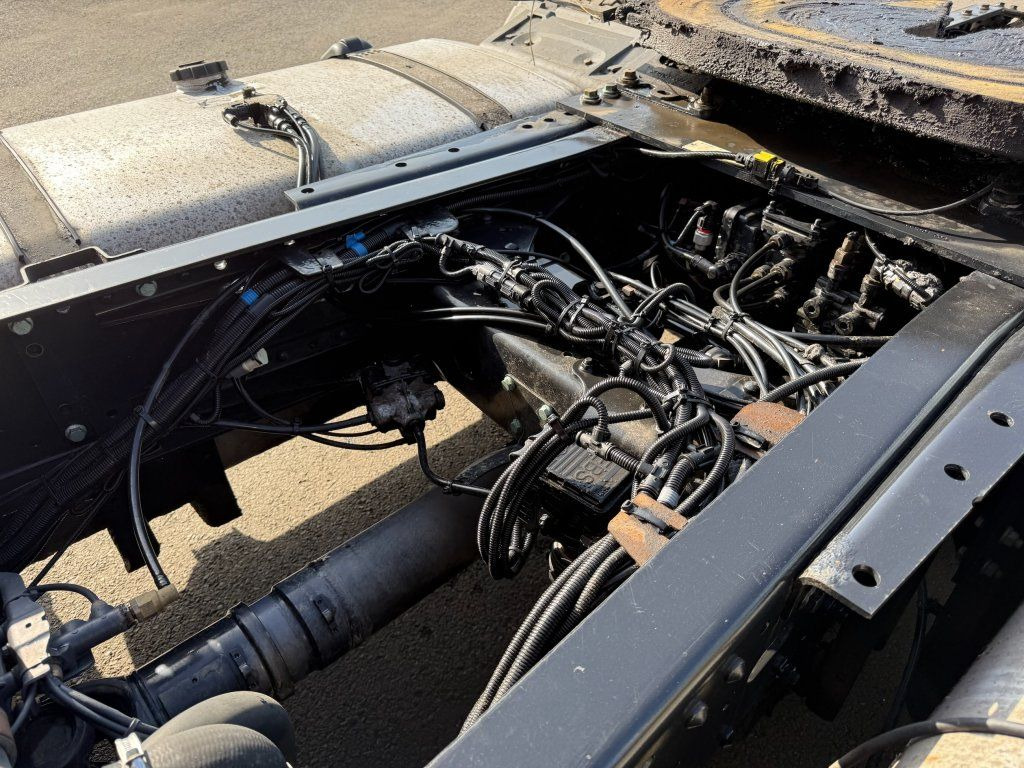 MAN TGX18.510 XLX EURO 6 MEGAlowdeck в лизинг MAN TGX18.510 XLX EURO 6 MEGAlowdeck: фото 12