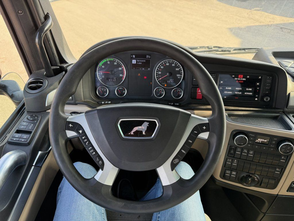 MAN TGX18.510 XLX EURO 6 MEGAlowdeck в лизинг MAN TGX18.510 XLX EURO 6 MEGAlowdeck: фото 18