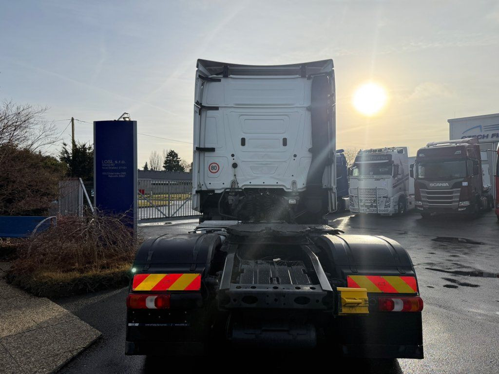 Mercedes-Benz 1845 Actros EURO 6 - Тягач: фото 4 Mercedes-Benz 1845 Actros EURO 6 - Тягач: фото 4