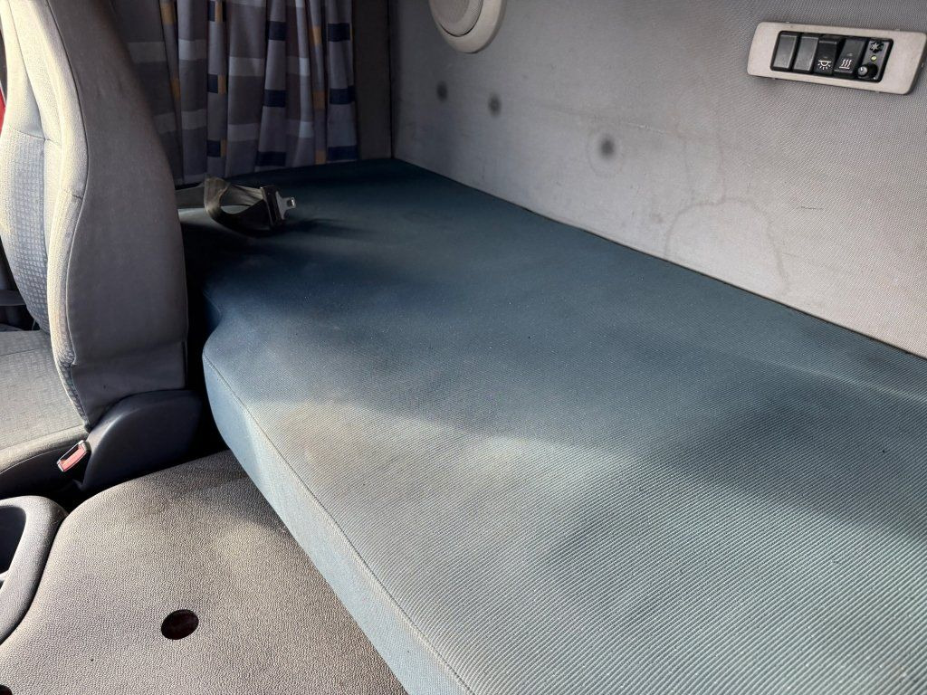 Тягач Volvo FM12.460 6x2 EURO 3: фото 17 Тягач Volvo FM12.460 6x2 EURO 3: фото 17