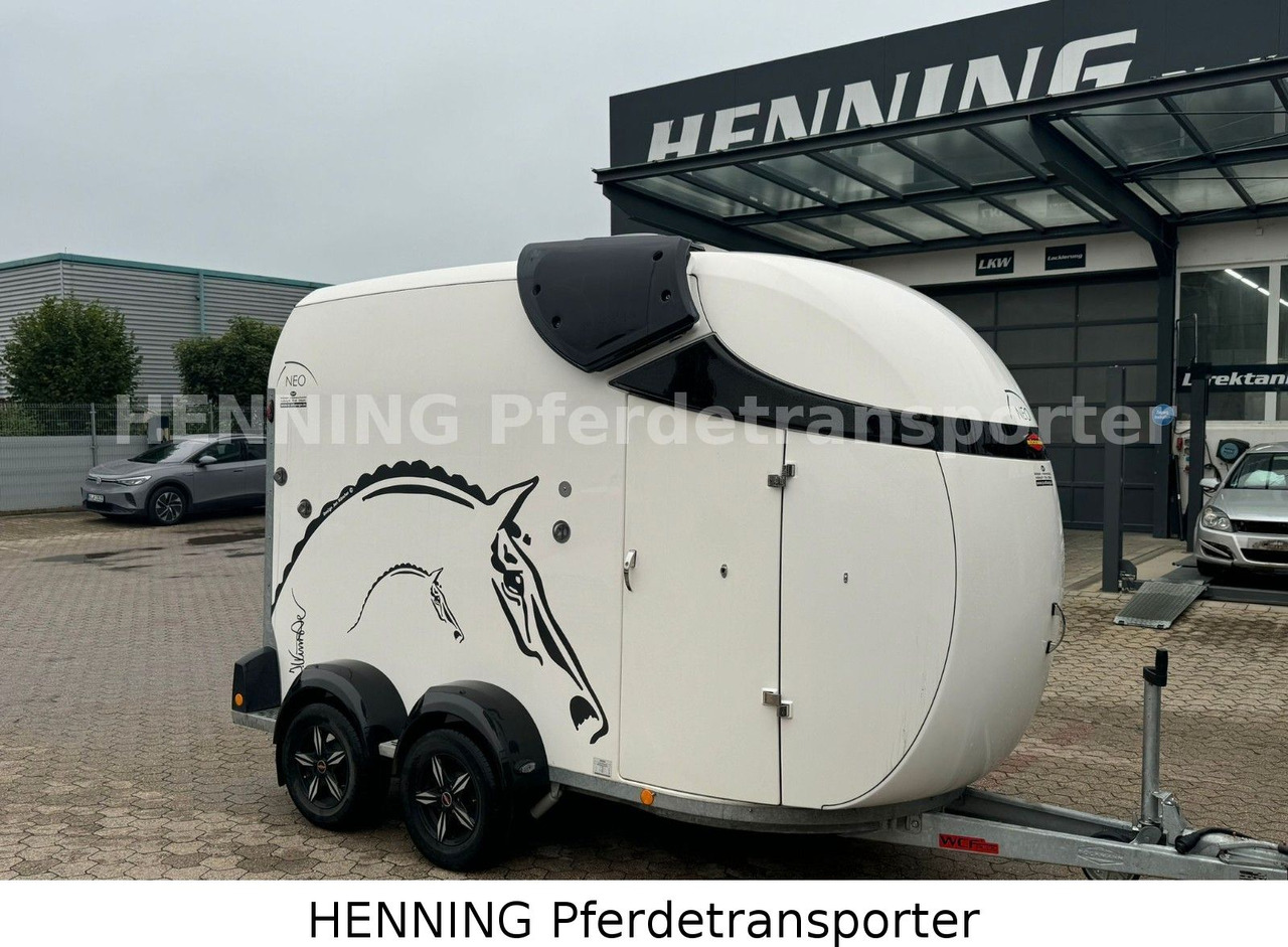 Böckmann 2 - Pferde Anhänger - Прицеп для перевозки животных: фото 1 Böckmann 2 - Pferde Anhänger - Прицеп для перевозки животных: фото 1