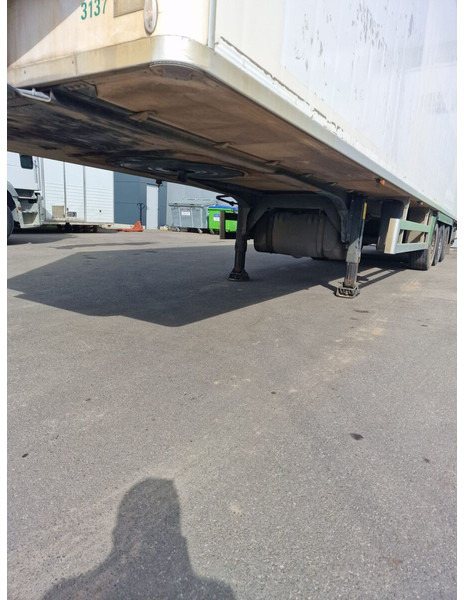 Chereau Thermo King SLX 200 - 2m50 high - Полуприцеп-рефрижератор: фото 4 Chereau Thermo King SLX 200 - 2m50 high - Полуприцеп-рефрижератор: фото 4