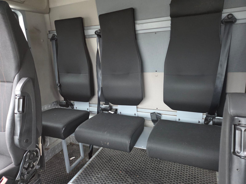 Тентованный грузовик DAF XF 450 - auto-école: фото 13 Тентованный грузовик DAF XF 450 - auto-école: фото 13