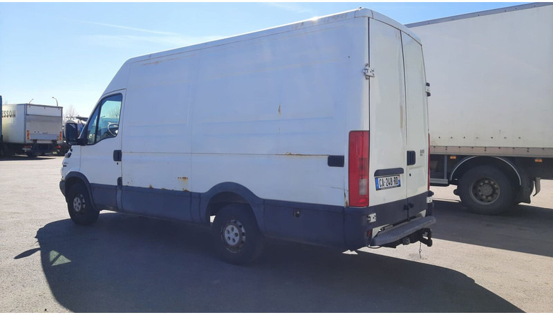 Iveco Daily 35S12 - Цельнометаллический фургон: фото 5 Iveco Daily 35S12 - Цельнометаллический фургон: фото 5