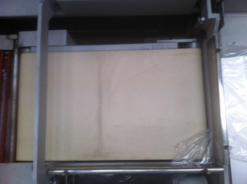 Compact angle welding machine with shrink tunnel Kallfass KC 5040-450 Universal - Упаковочное оборудование: фото 4 Compact angle welding machine with shrink tunnel Kallfass KC 5040-450 Universal - Упаковочное оборудование: фото 4