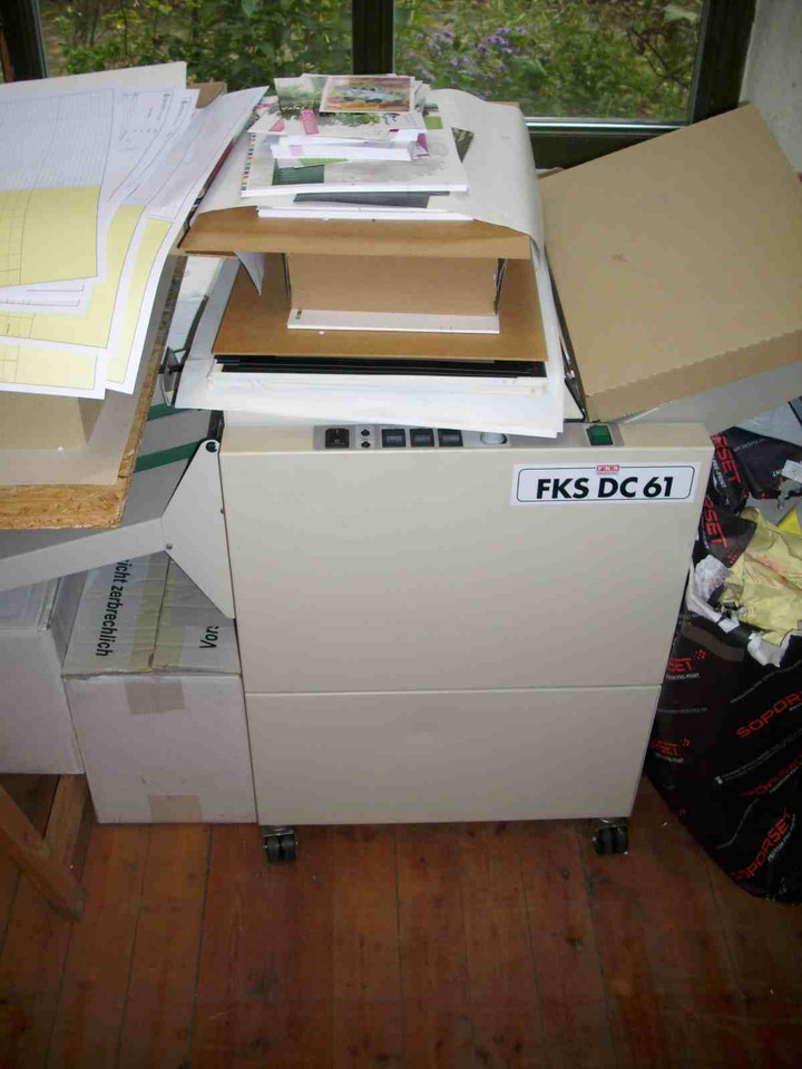 Grafipli 3810 S folding machine - Фальцовщик: фото 4 Grafipli 3810 S folding machine - Фальцовщик: фото 4