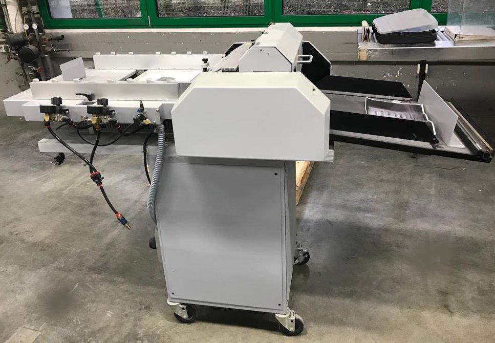 Graphic Whizard CreaseMaster Plus - automatic grooving, slotting, creasing and perforating machine - Печатное оборудование: фото 2 Graphic Whizard CreaseMaster Plus - automatic grooving, slotting, creasing and perforating machine - Печатное оборудование: фото 2