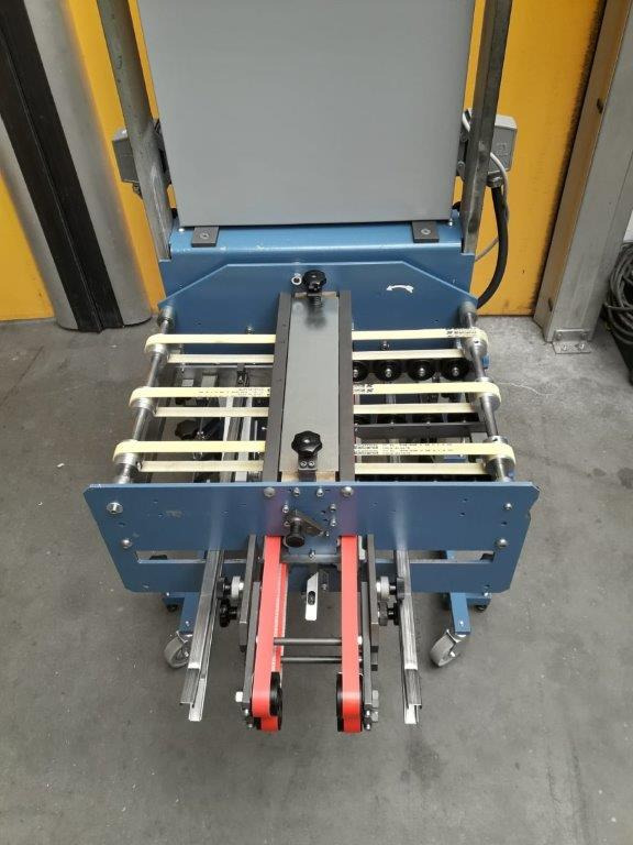 MBO Z2 mobile, 180° rotatable cross-fold unit with navigator control - Фальцовщик: фото 4 MBO Z2 mobile, 180° rotatable cross-fold unit with navigator control - Фальцовщик: фото 4