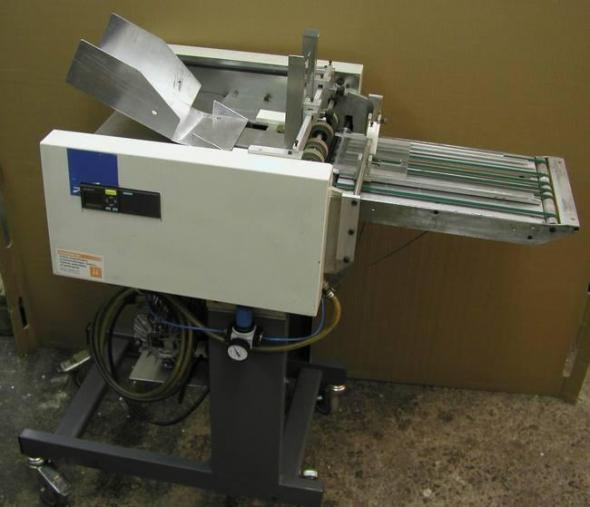 Schneider SF-60 single sheet envelope feeder - Фальцовщик: фото 1 Schneider SF-60 single sheet envelope feeder - Фальцовщик: фото 1