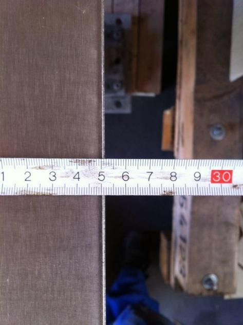 Pneumatically lowerable side stop - Бумагорезательная машина: фото 4 Pneumatically lowerable side stop - Бумагорезательная машина: фото 4