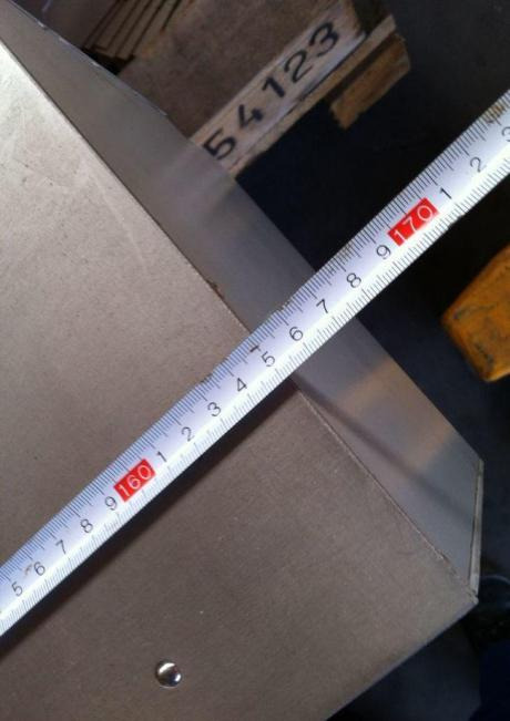 Pneumatically lowerable side stop - Бумагорезательная машина: фото 3 Pneumatically lowerable side stop - Бумагорезательная машина: фото 3