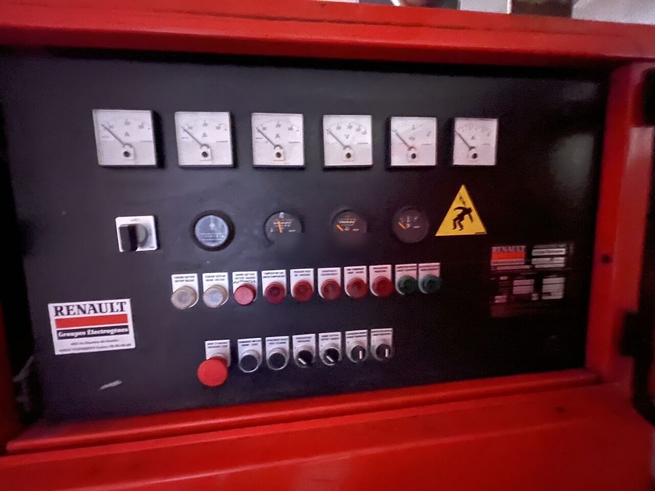 Renault 220 kVa - Электрогенератор: фото 4 Renault 220 kVa - Электрогенератор: фото 4