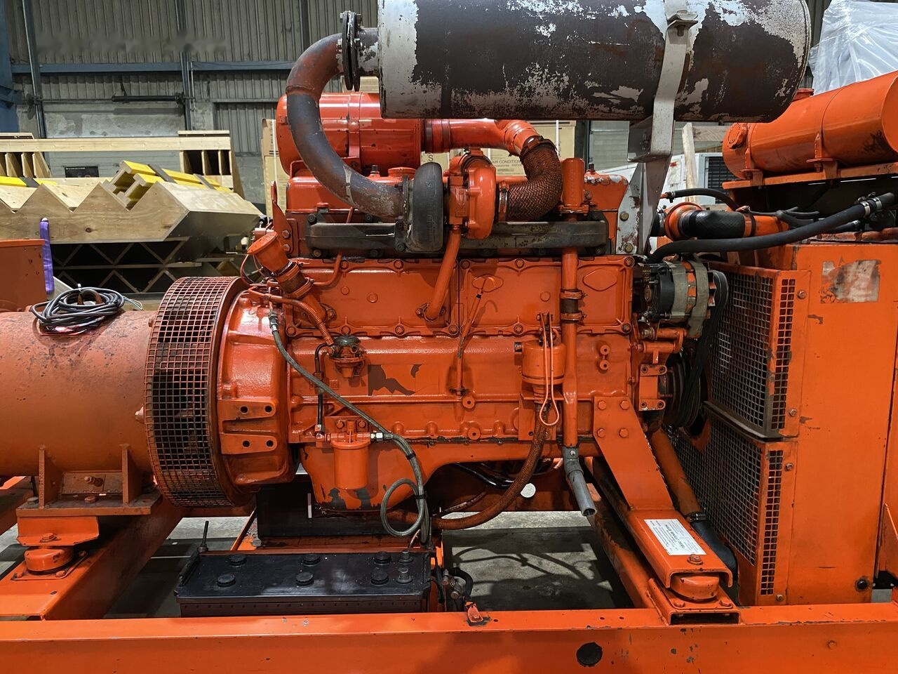 Renault 88 kVa - Электрогенератор: фото 4 Renault 88 kVa - Электрогенератор: фото 4