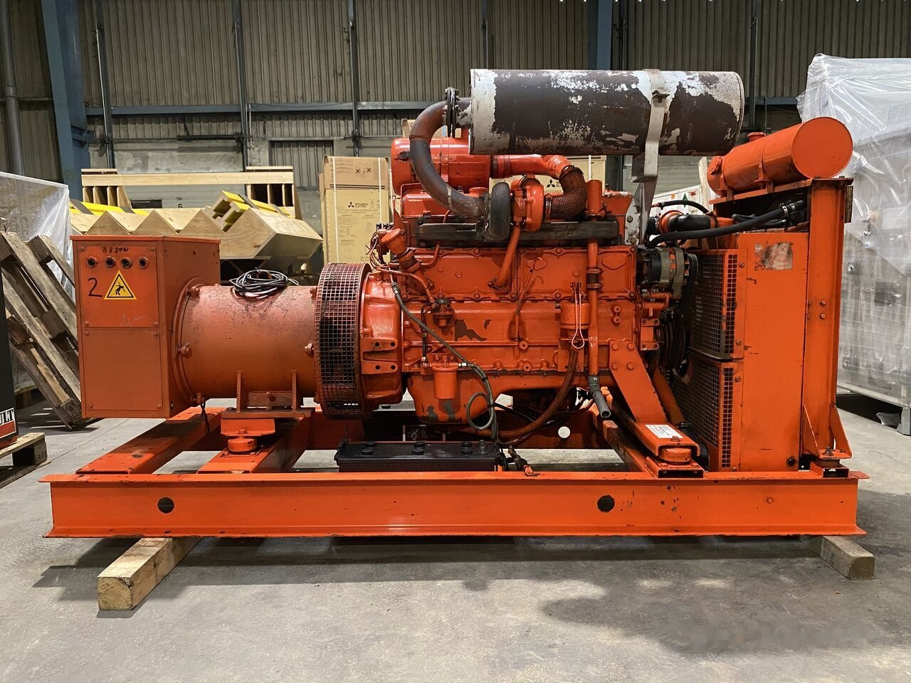 Renault 88 kVa - Электрогенератор: фото 3 Renault 88 kVa - Электрогенератор: фото 3