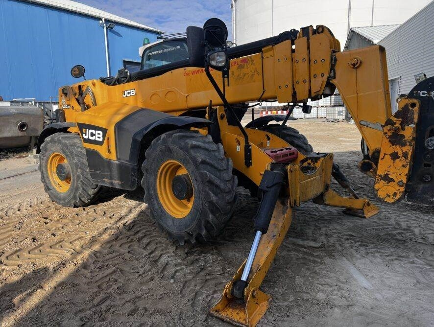 JCB 540-170 - Строительная техника: фото 4 JCB 540-170 - Строительная техника: фото 4